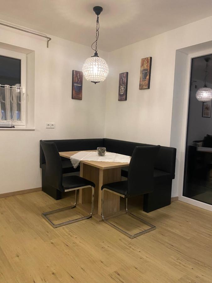 Wohnung City Nord Mit Balkon Herzogsdorf Exterior foto